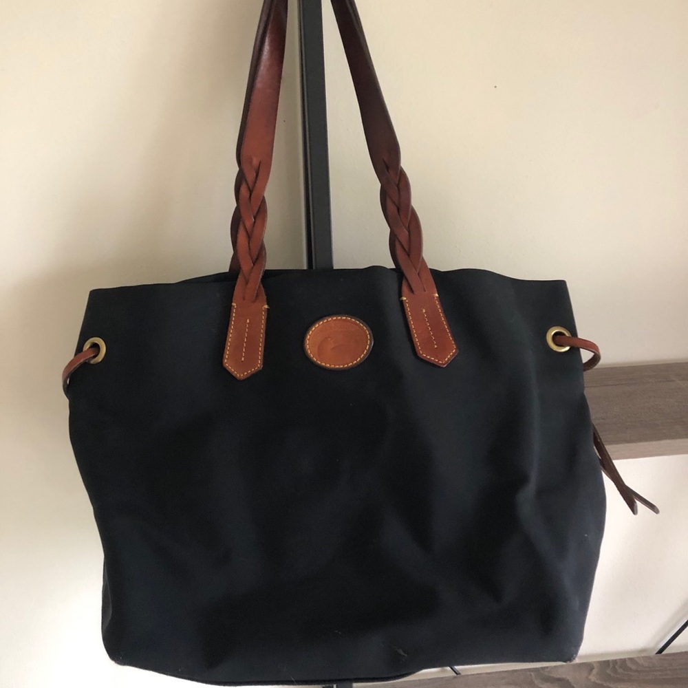 Dooney & Bourke purse